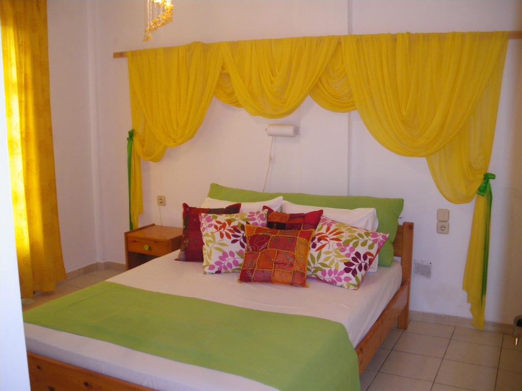 Villa Rita Apartments A Tavronitis Zimmer foto