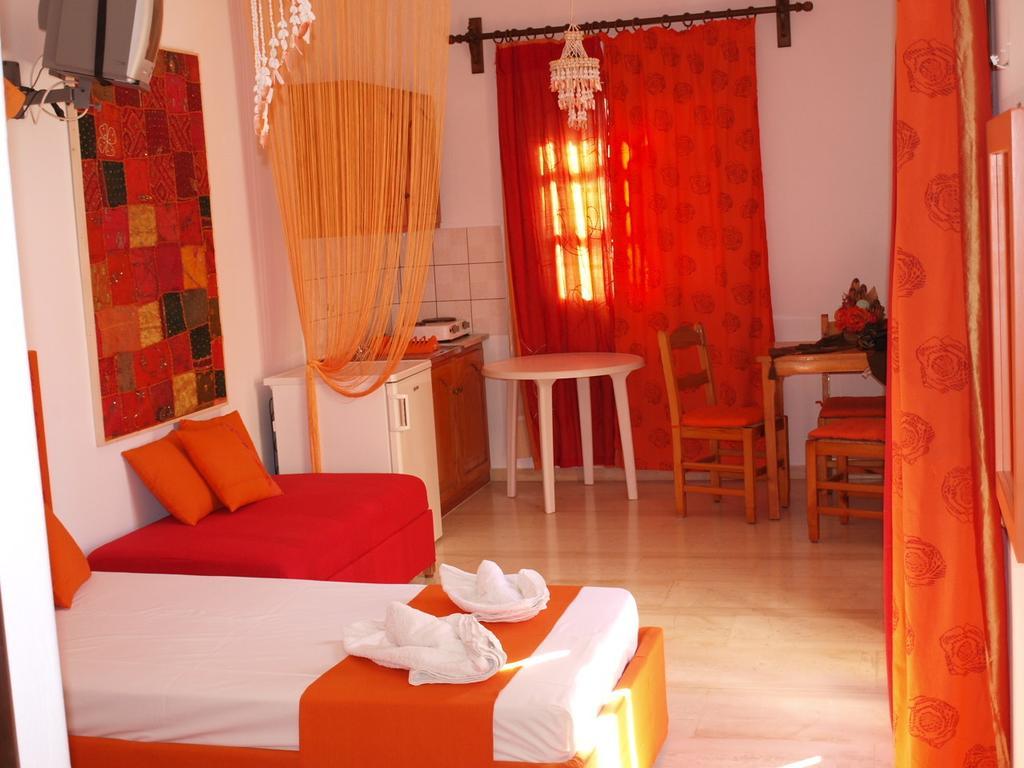 Villa Rita Apartments A Tavronitis Zimmer foto