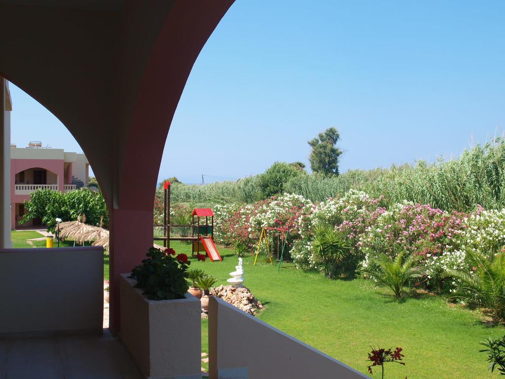 Villa Rita Apartments A Tavronitis Exterior foto